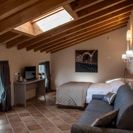 Agriturismo Relais La Casina Cavriana 外观 照片